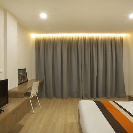 Boone Place Bangkok Eksteriør billede