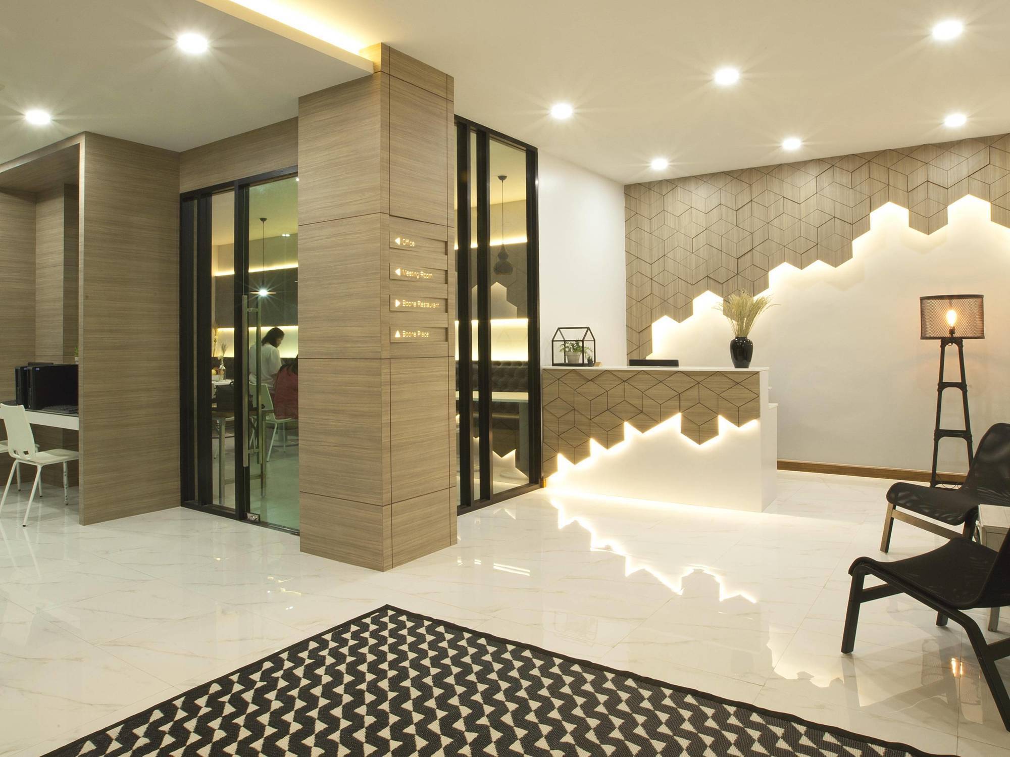 Boone Place Bangkok Eksteriør billede